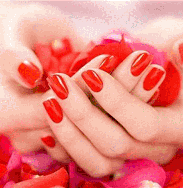 la manucure, la beauté des mains, éliminination des cuticules, limage, trempage, ponçage vernis semi permanent - Atelier d'Esthétique et de bien-être à Ivry